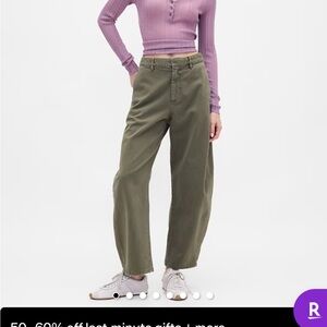 GAP Mid Rise Twill Barrel Pants